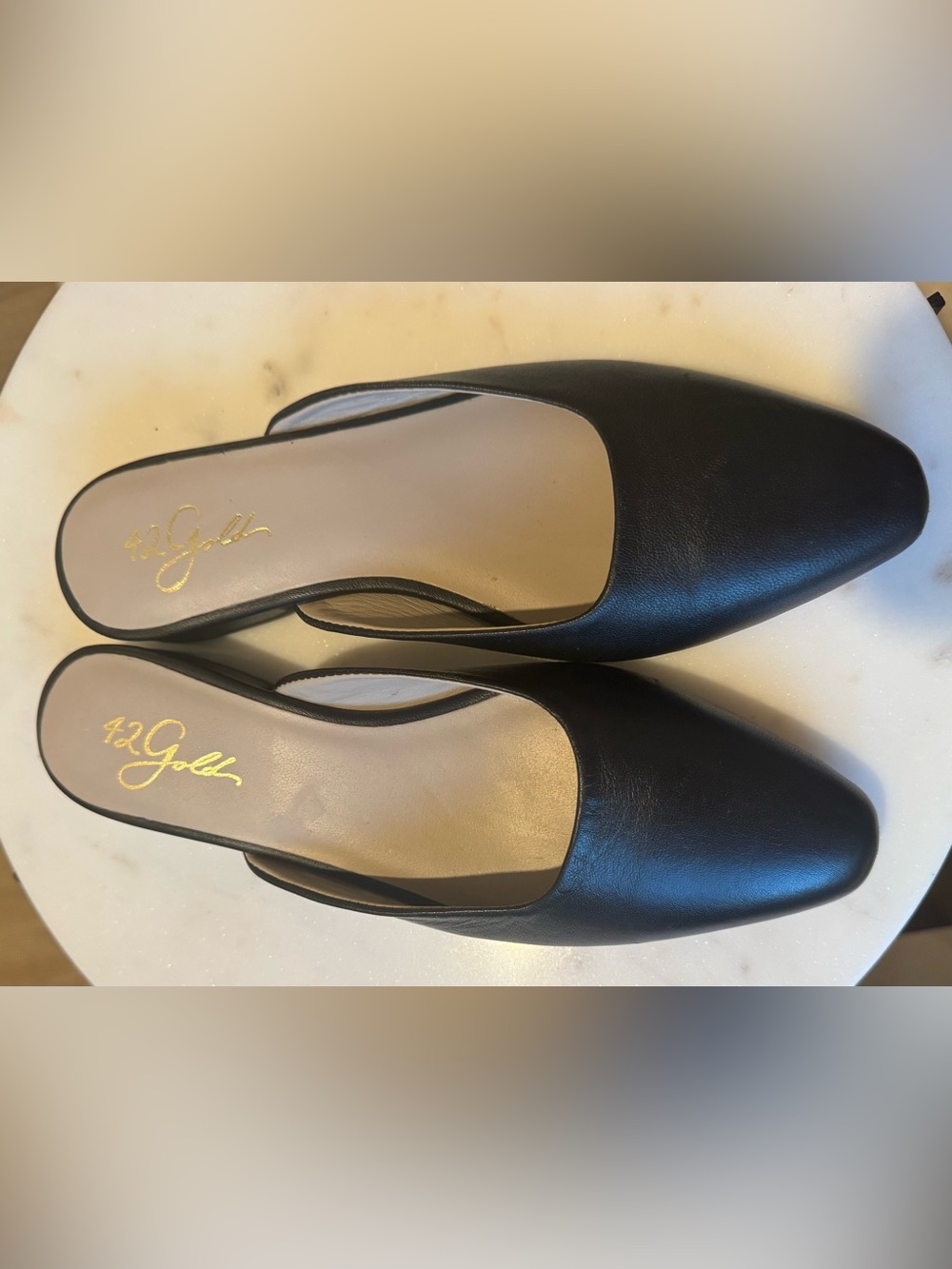 42 Gold Black Leather Slip-On Flat Mules - Picture 3 of 7